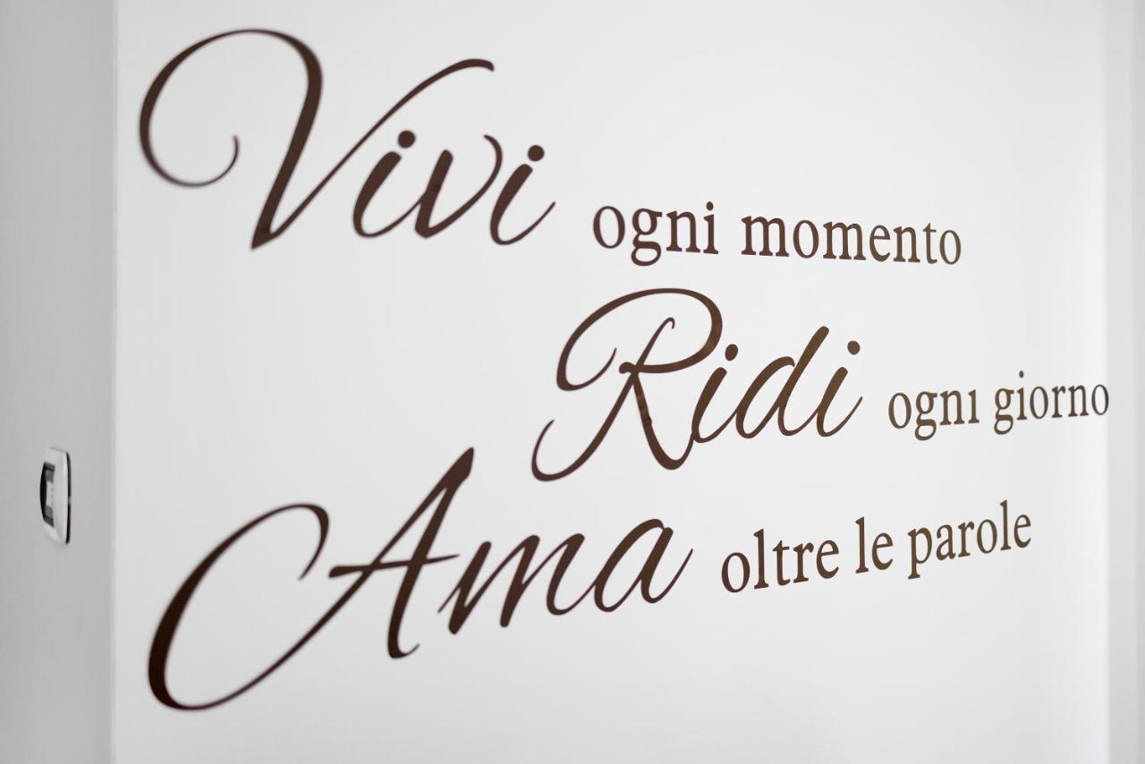 Ama Apartment Albenga Bagian luar foto
