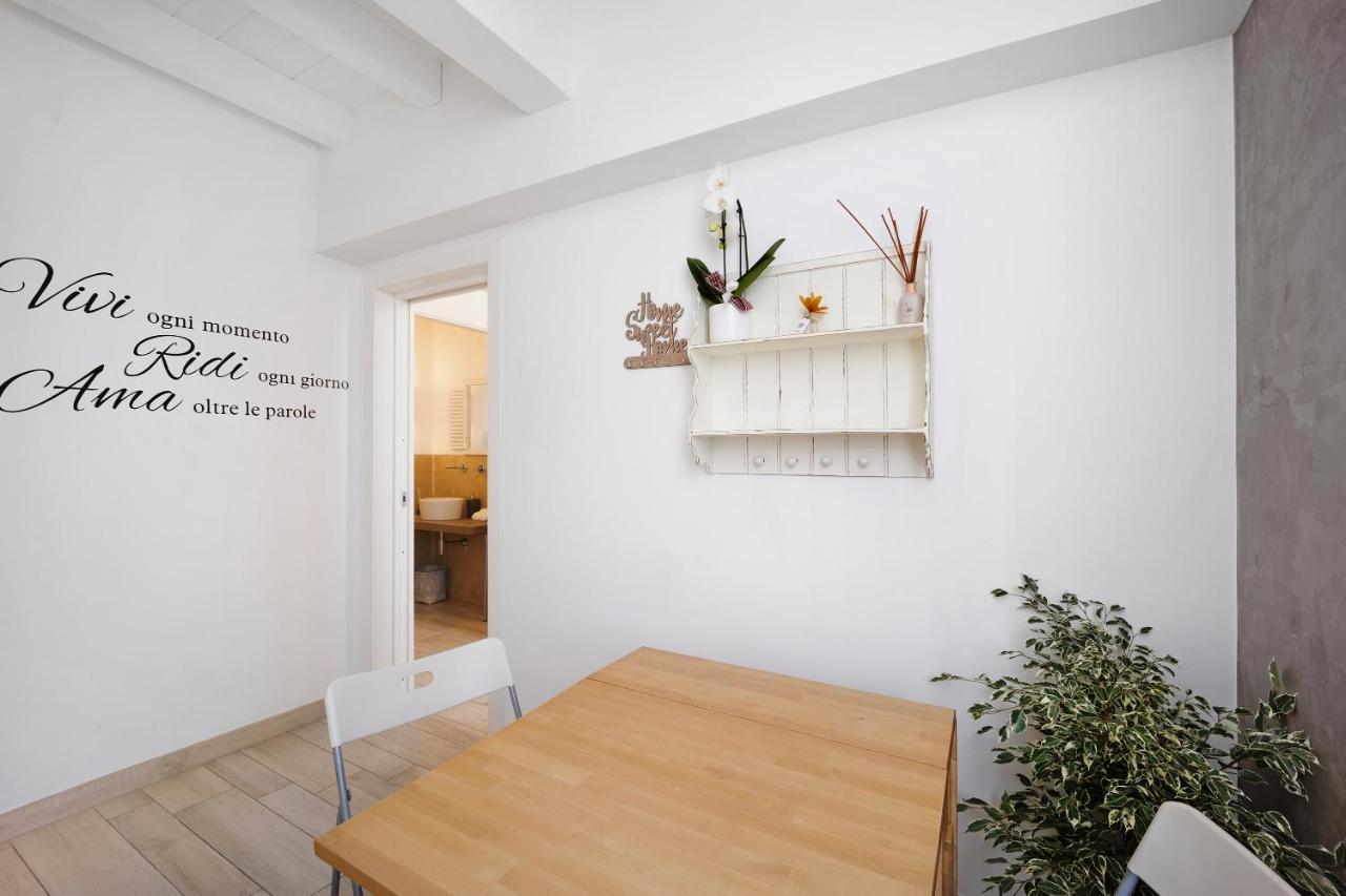 Ama Apartment Albenga Bagian luar foto